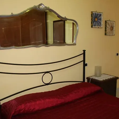 Ferienwohnung Casa Pierosa Frosinone Exterior foto